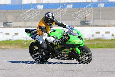 media/Jan-20-2023-Fastrack Riders (Fri) [[f2ad32aba3]]/Level 1/session 3 turn 9/